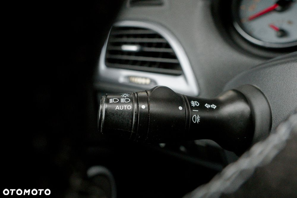 Renault Megane 2.0 16V TCE GT - 15