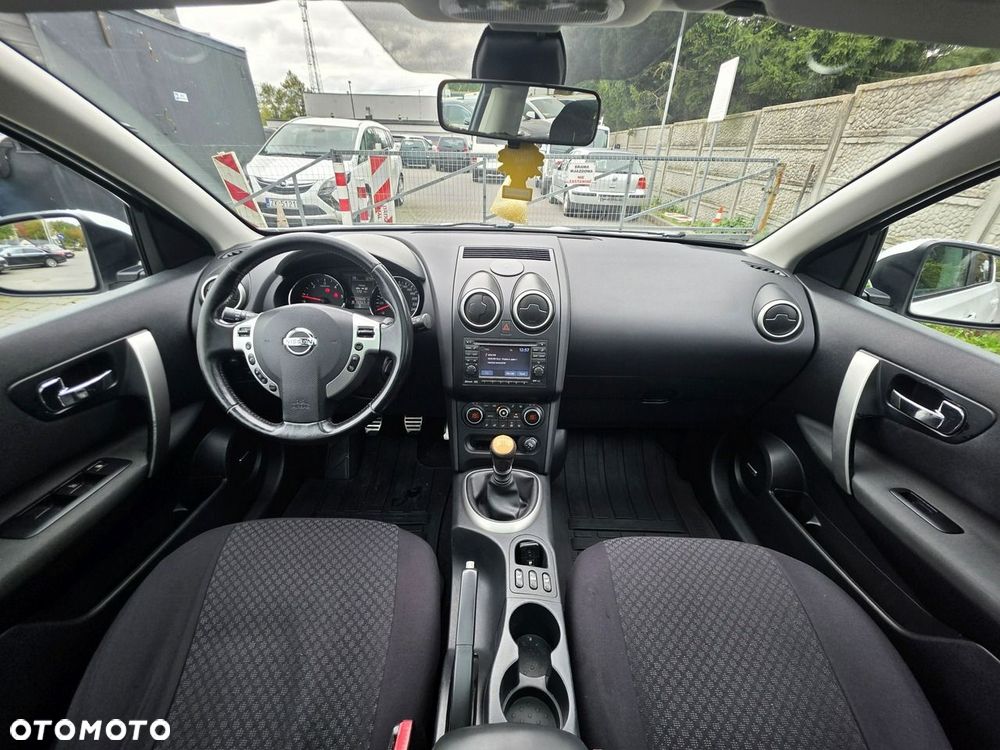 Nissan Qashqai - 13