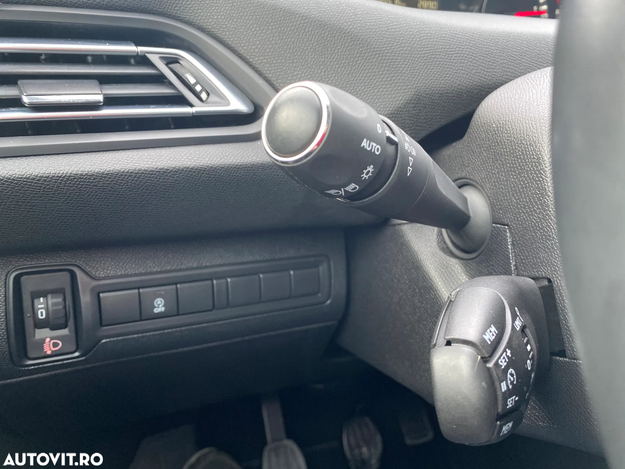 Peugeot 308 BlueHDi FAP 100 Stop & Start Active Pack - 21
