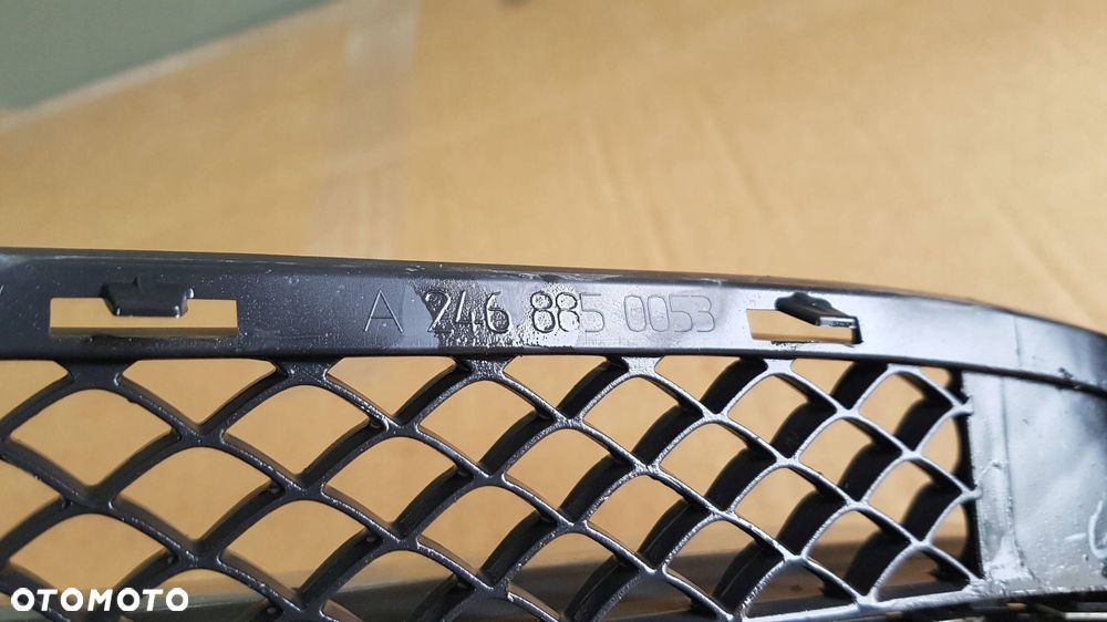 mercedes b - klasa w 246 kratka środkowa + chrom lift ładna! - 7