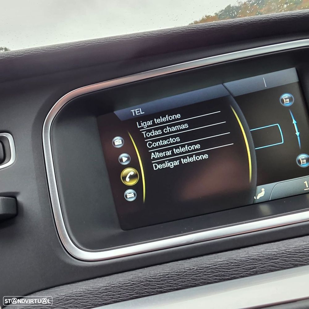 Volvo V40 1.6 D2 R-Design - 24