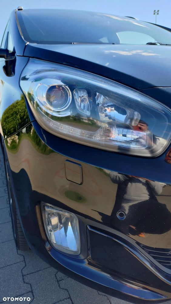 Kia Carens 1.7 CRDi XL 7os - 6