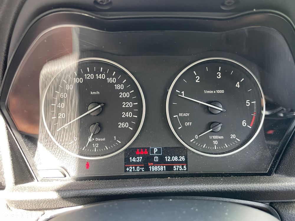 BMW Seria 2 218d Advantage - 11