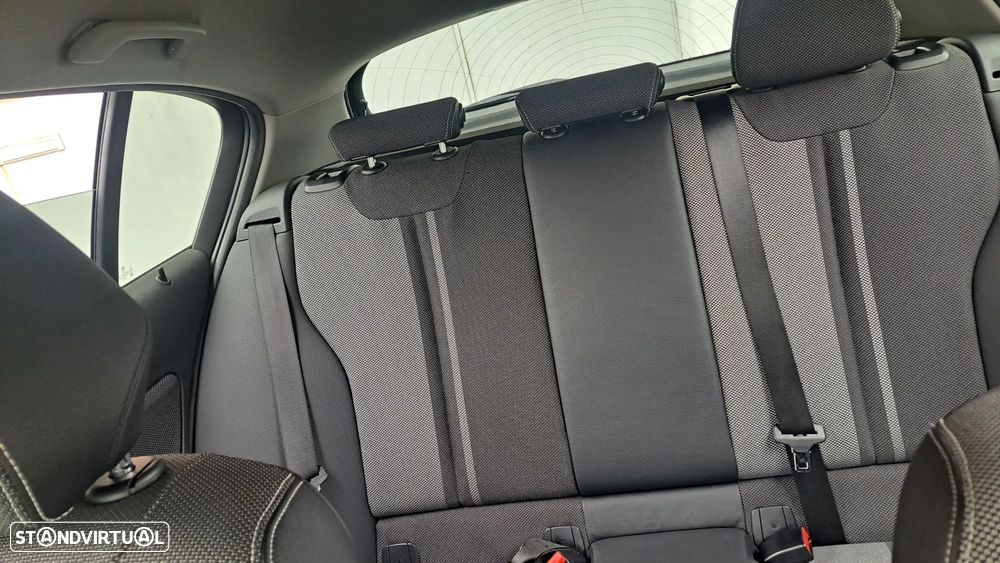 BMW 116 d Line Urban Auto - 10