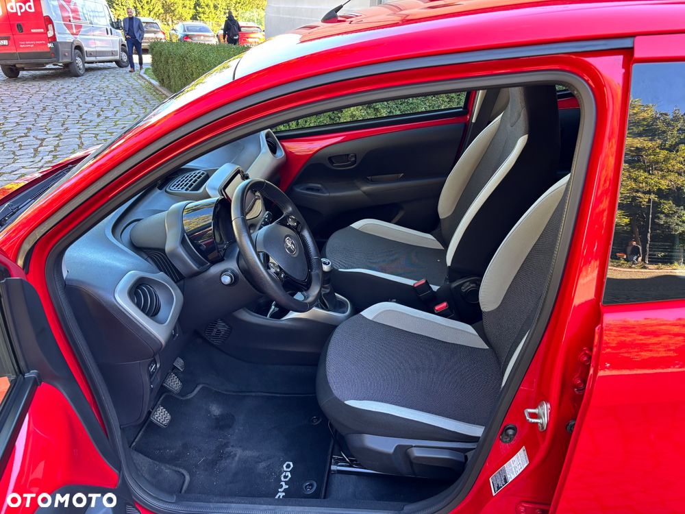 Toyota Aygo 1.0 VVT-i Sprint EU6 - 11