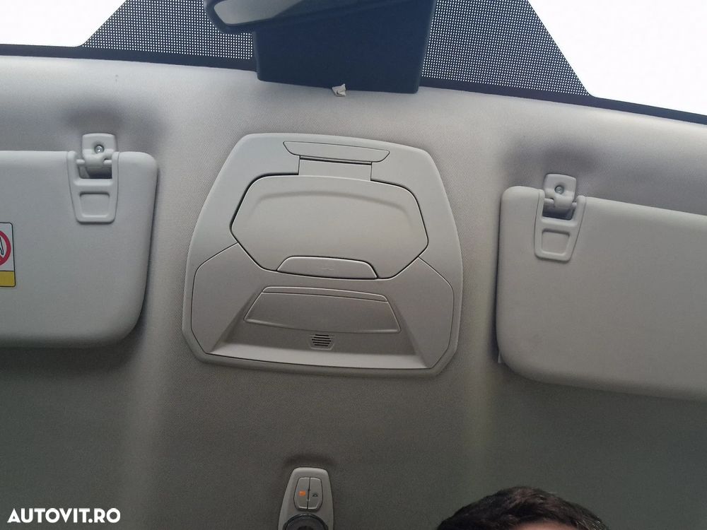 Ford Kuga 2.0 TDCi Powershift 4WD Titanium - 16