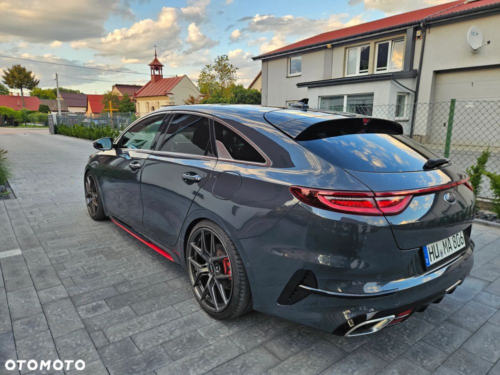 Kia ProCeed - 4
