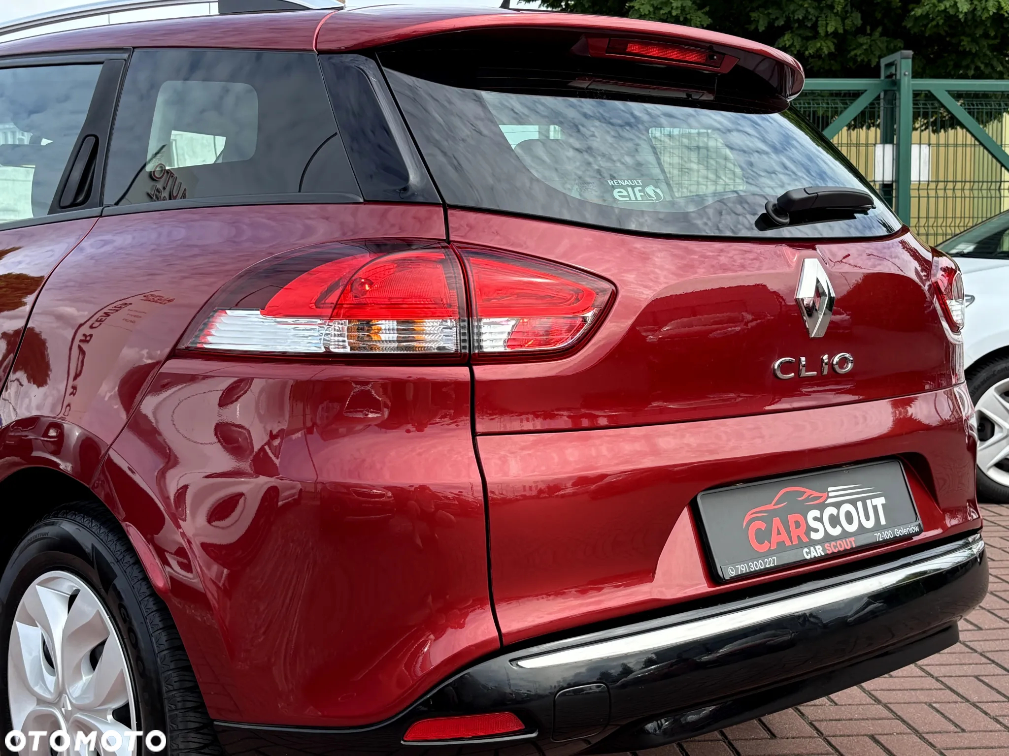 Renault Clio 1.2 16V Limited - 10