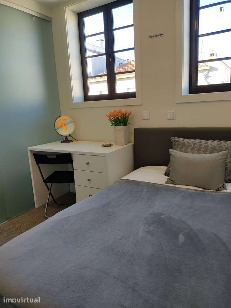 Quarto - localizado em Paranhos Porto - Grande imagem: 3/21