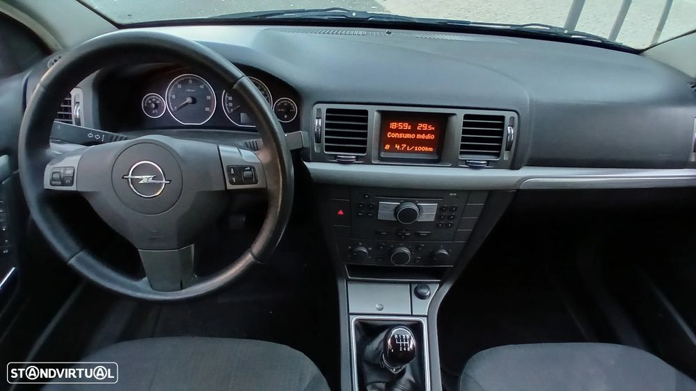 Opel Vectra Caravan 1.9 CDTi Executive - 2