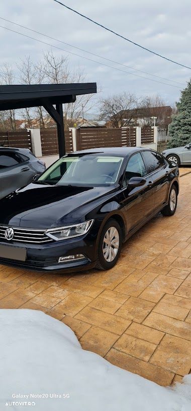 Volkswagen Passat 1.6 TDI Comfortline - 11