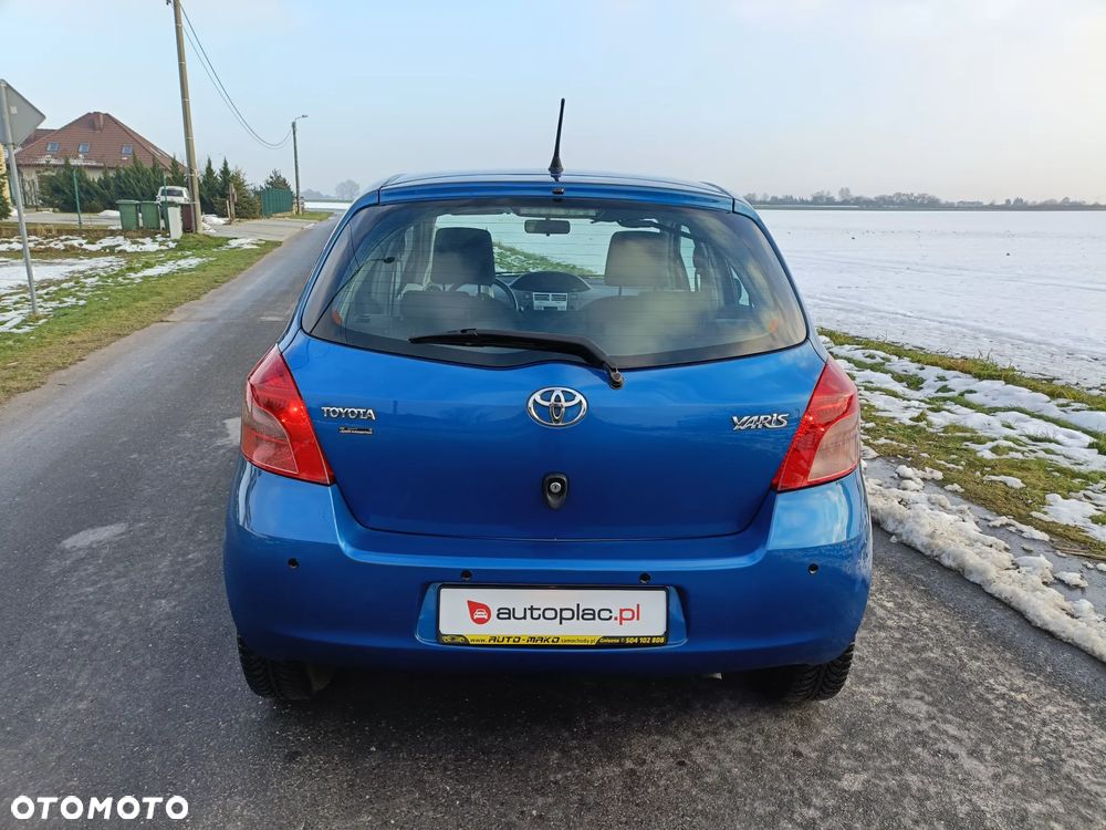 Toyota Yaris 1.3 VVT-i Travel - 27