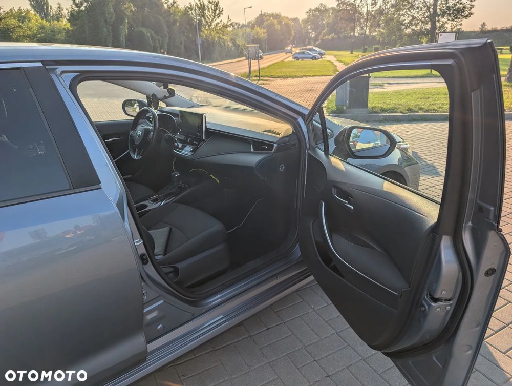 Toyota Corolla 1.8 Hybrid Comfort - 14
