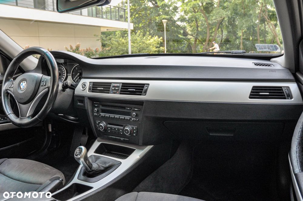 BMW Seria 3 - 10