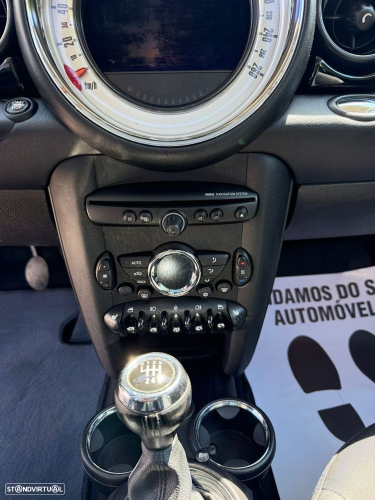 MINI 3 Portas Cooper D - 11