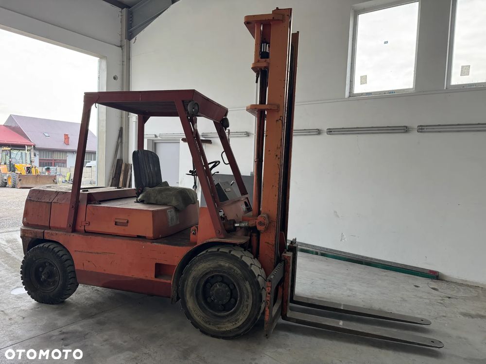 Mitsubishi FD 40 - 2