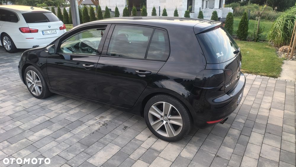 Volkswagen Golf - 4