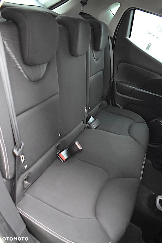 Renault Clio - 31