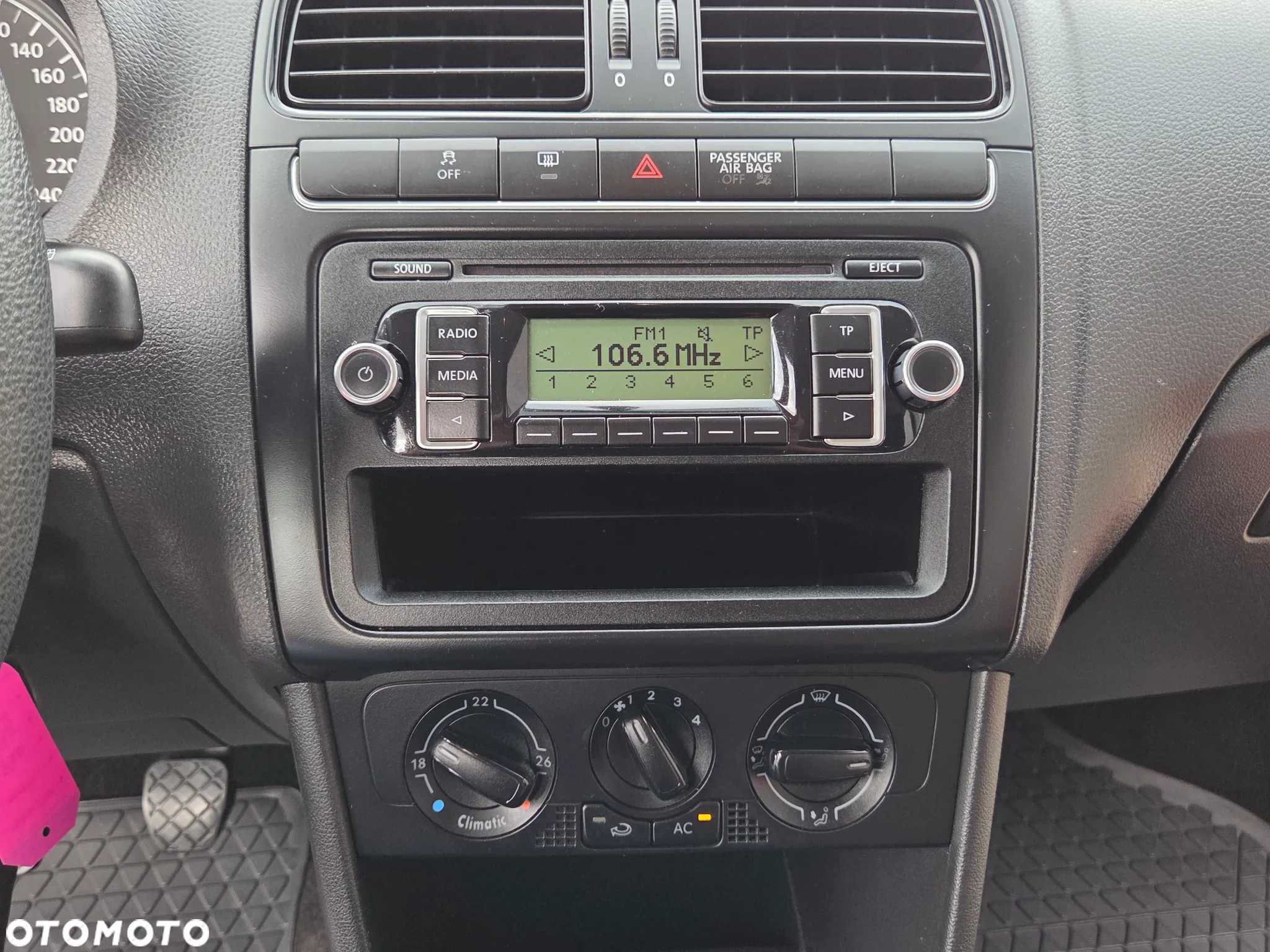 Volkswagen Polo 1.2 Comfortline - 32