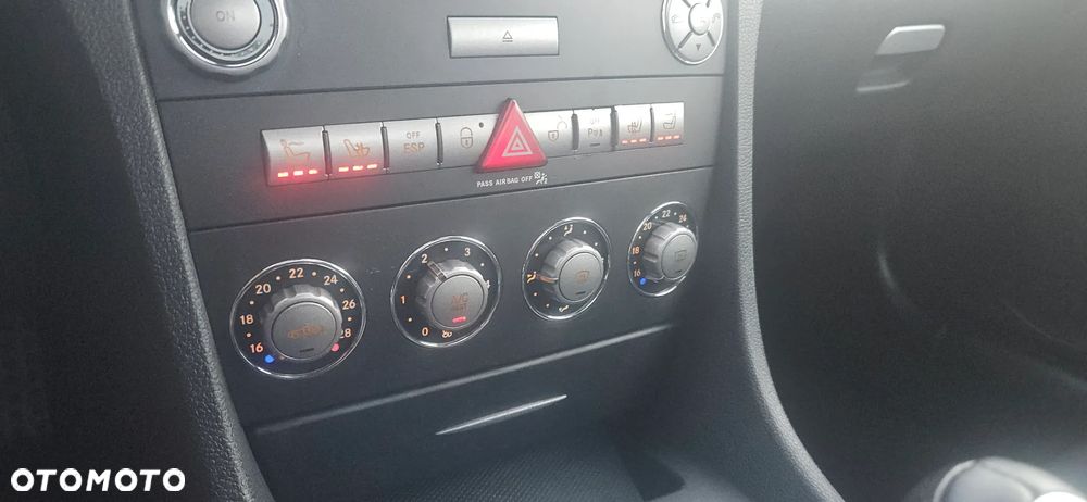 Mercedes-Benz SLK 200 Kompressor Automatik - 37