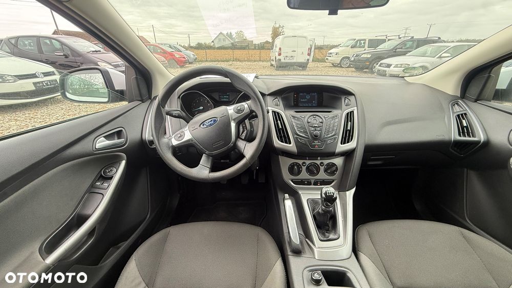 Ford Focus - 10