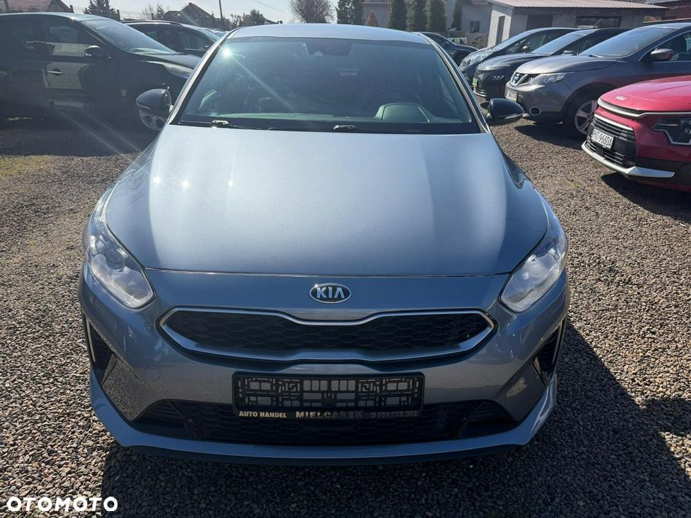 Kia ProCeed - 10