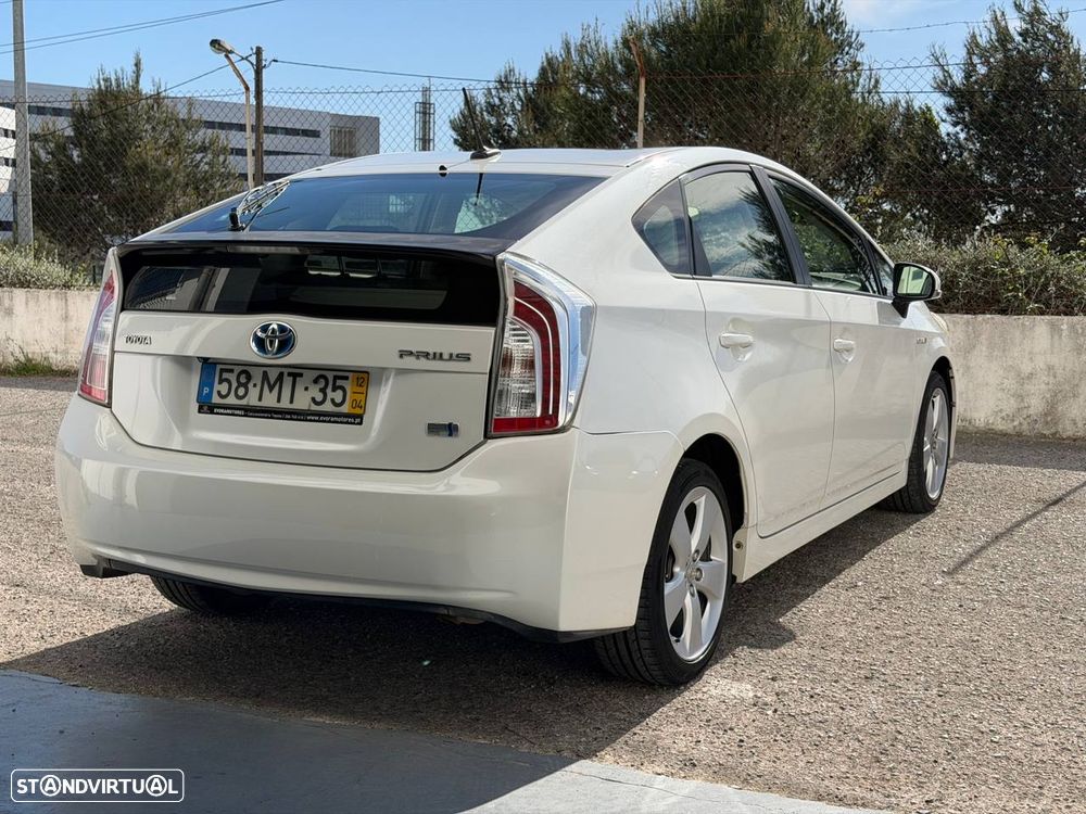 Toyota Prius 1.8 Premium P.Navi+Pele - 23