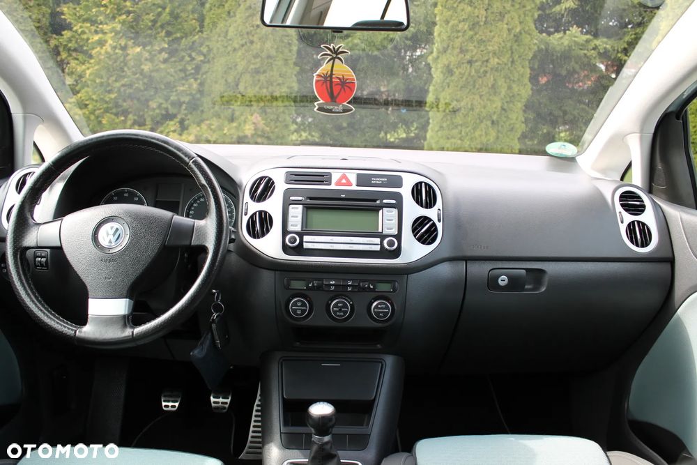 Volkswagen Golf Plus 1.6 Tour - 22