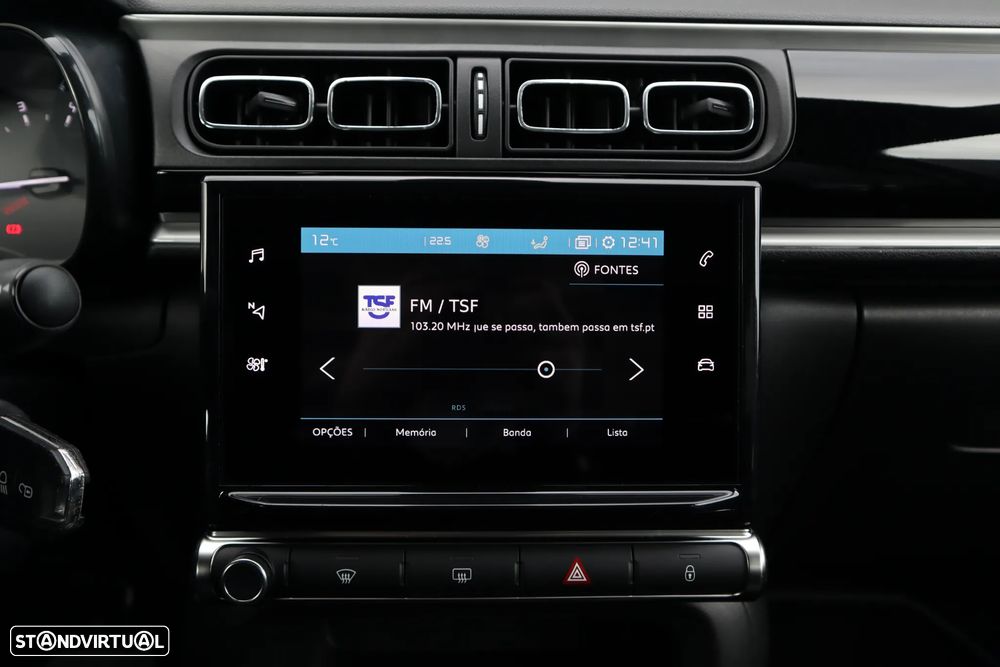 Citroën C3 1.2 PureTech Shine EAT6 - 17