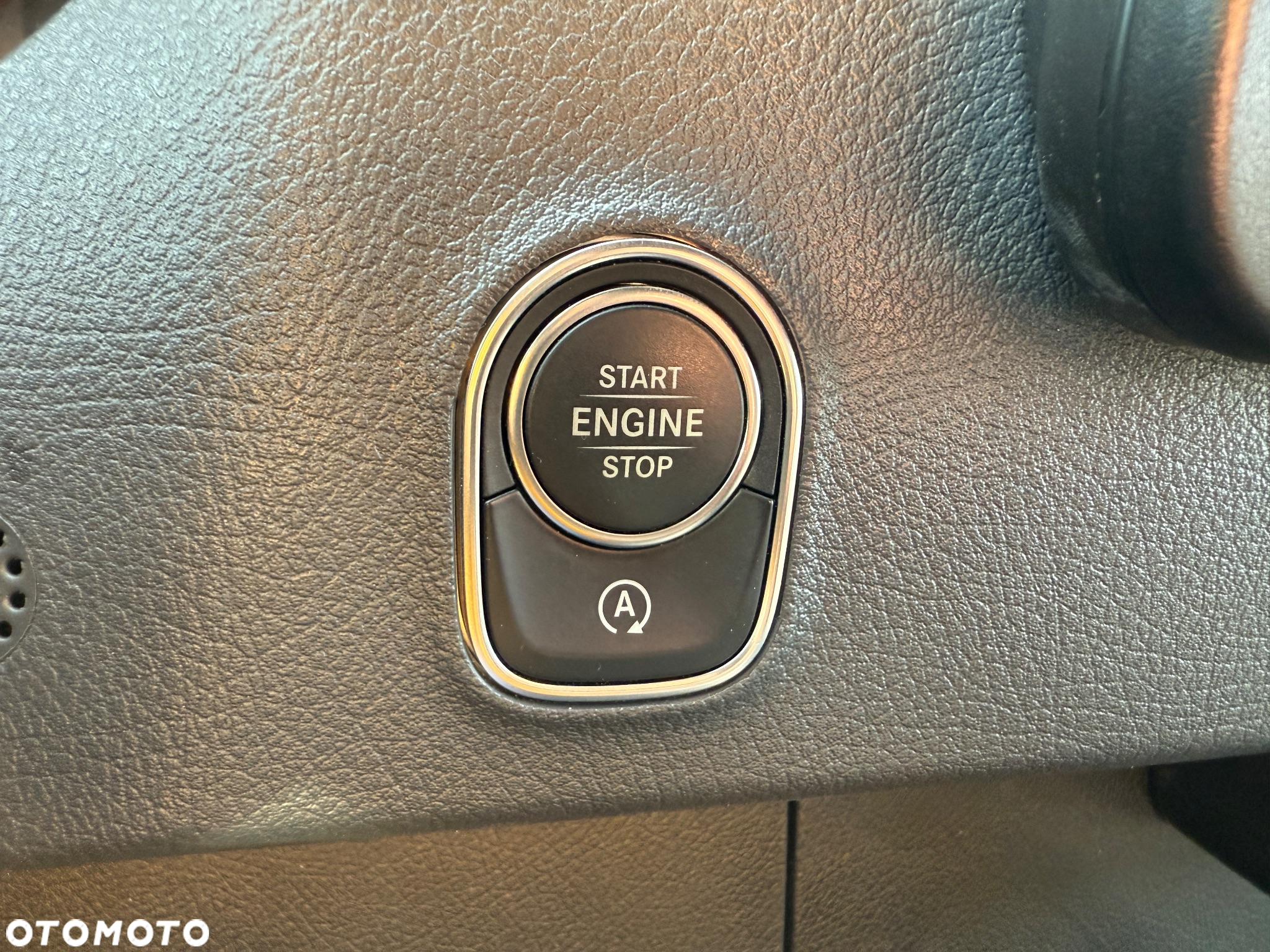 Mercedes-Benz Sprinter 317 CDI /L2H2 średniak/LED/Prawie Nowy/Navi/Klima/Kamera/bdb stan - 24