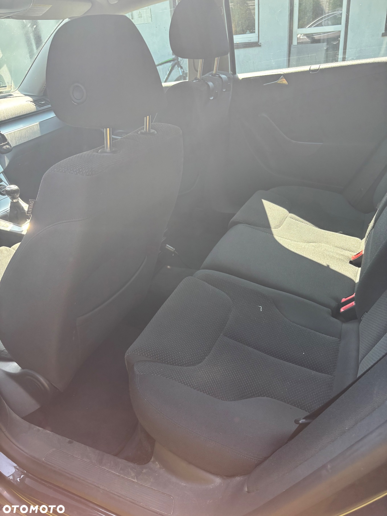 Volkswagen Passat 2.0 TDI Comfortline - 8