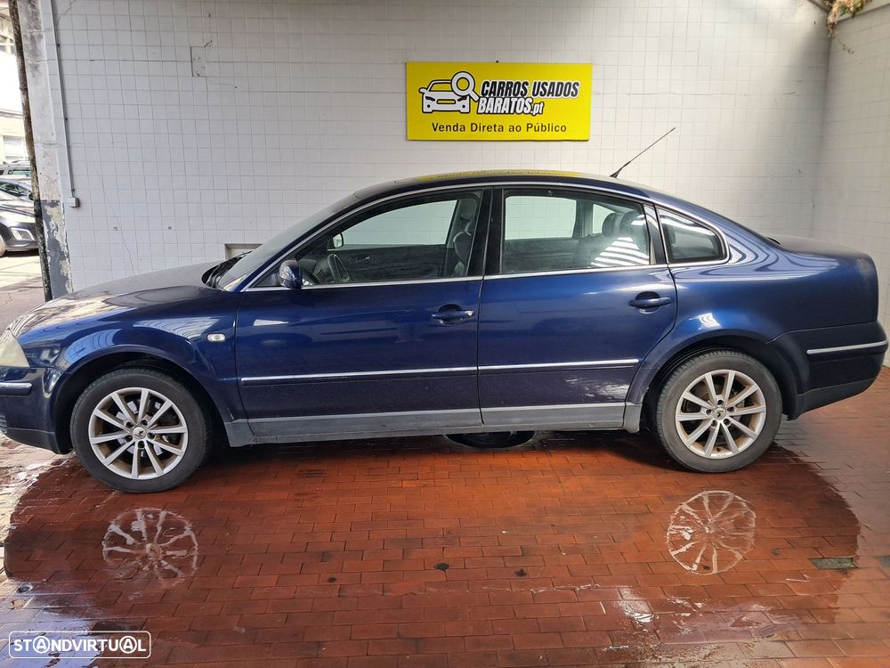 VW Passat 1.9 TDi Highline - 3