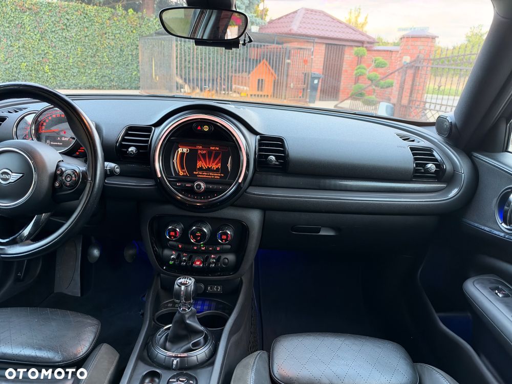 MINI Clubman Cooper D - 38