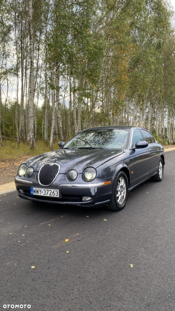 Jaguar S-Type - 15