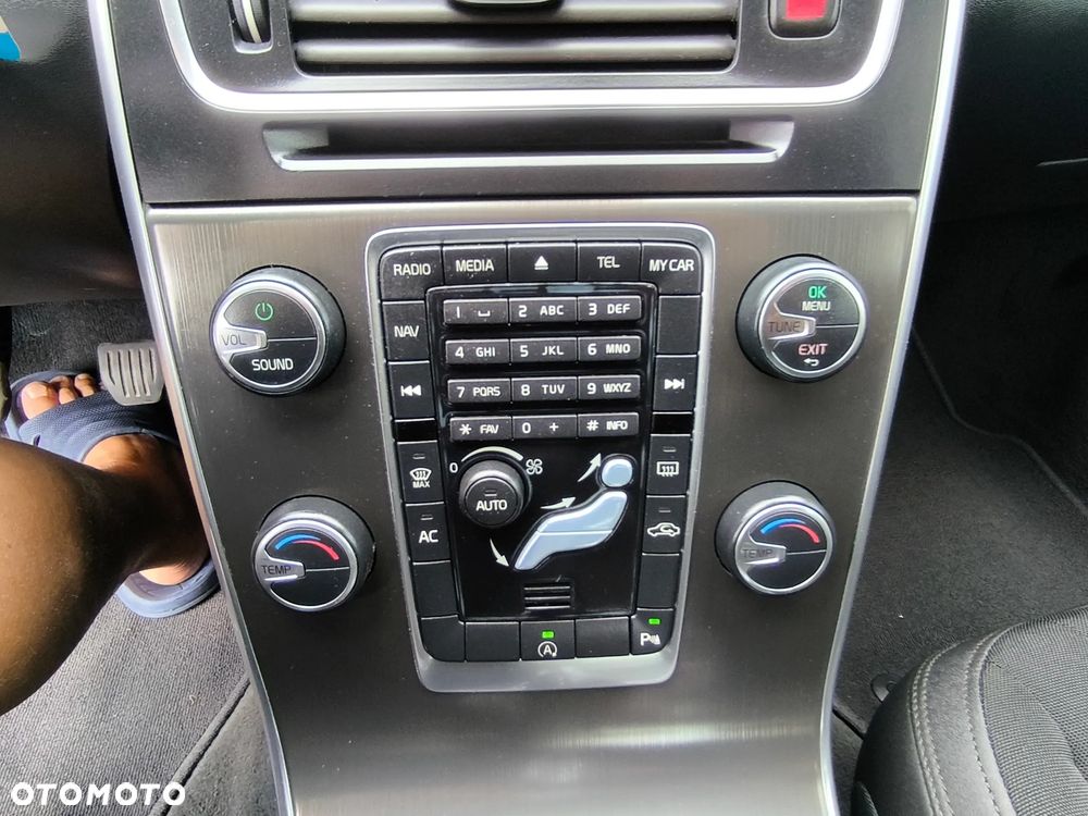 Volvo S60 D3 Momentum - 33