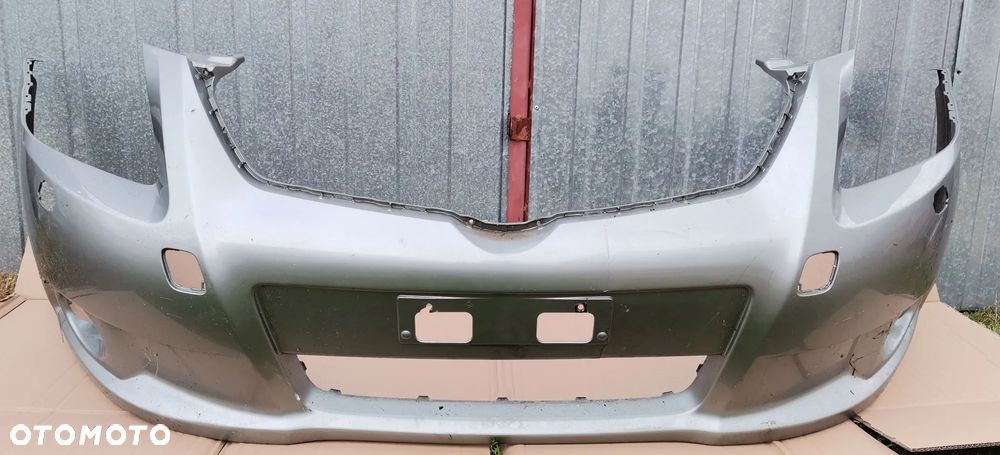 Zderzak przód przedni Toyota Avensis T27 2008- - 1