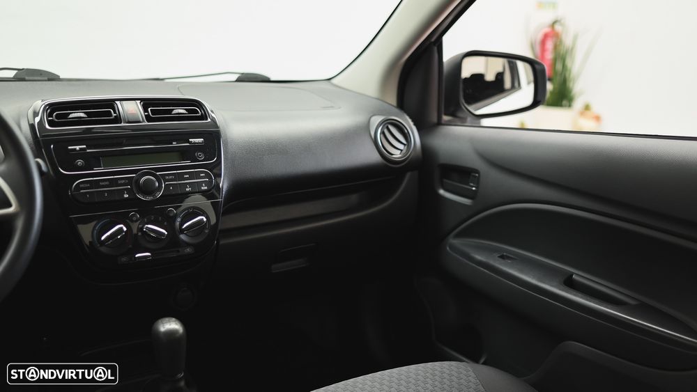 Mitsubishi Space Star - 31