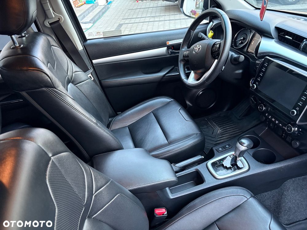 Toyota Hilux 2.8 D-4D Double Cab SR5+ 4x4 - 8