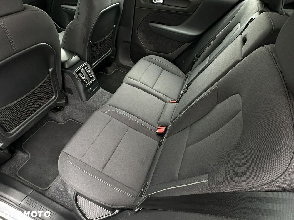 Volvo XC 40 T4 Recharge DKG Inscription Expression - 17