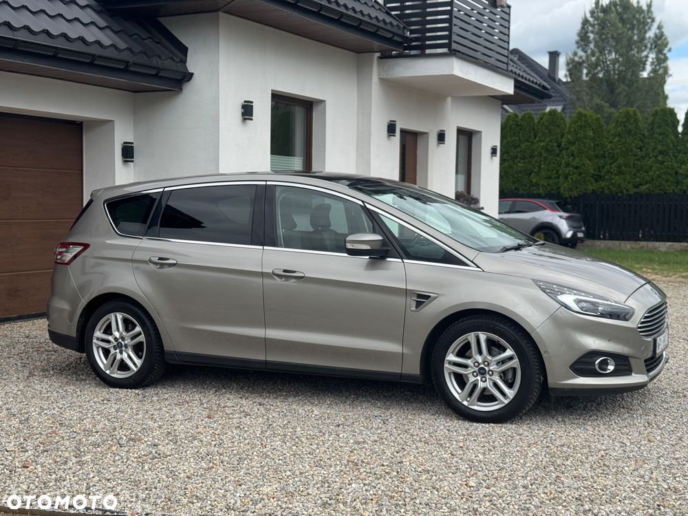 Ford S-Max 2.0 TDCi 4WD Titanium PowerShift - 6