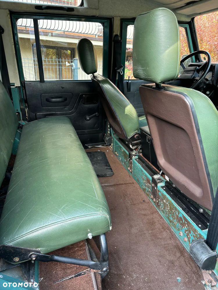 Land Rover Defender - 9