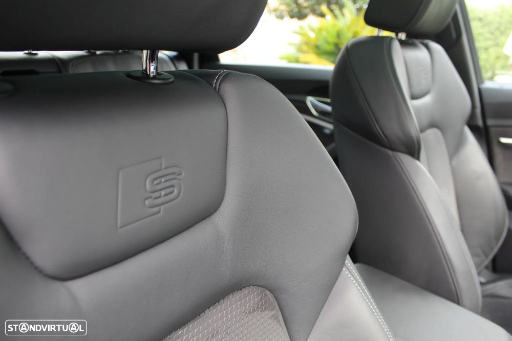 Audi e-tron 55 quattro S line - 35