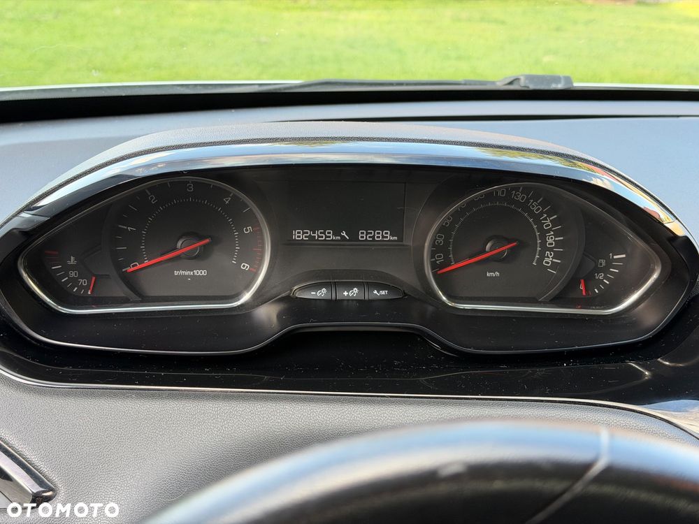 Peugeot 208 1.4 HDi Access - 6