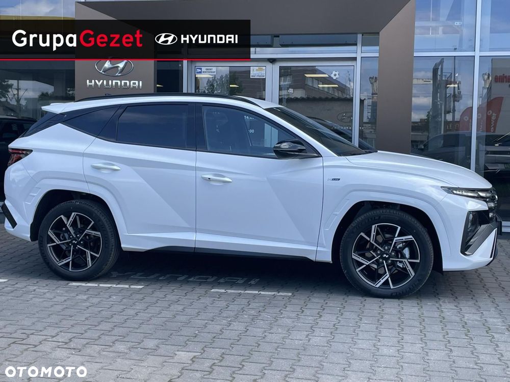 Hyundai Tucson - 2