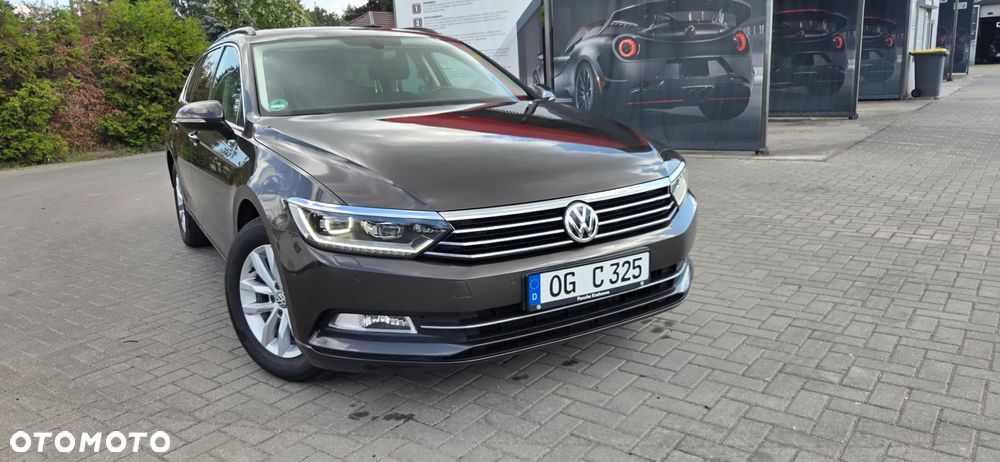 Volkswagen Passat Variant 2.0 TDI BMT Highline - 21