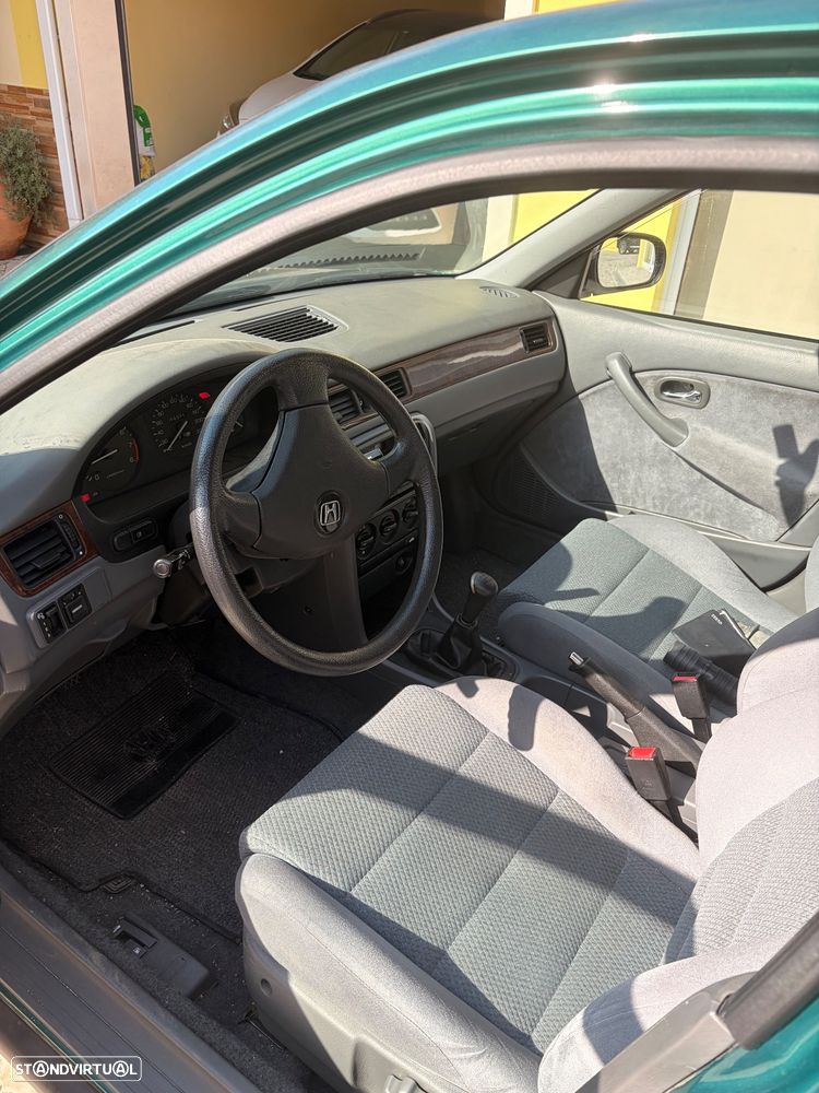 Honda Civic 1.4i — fotografia 6