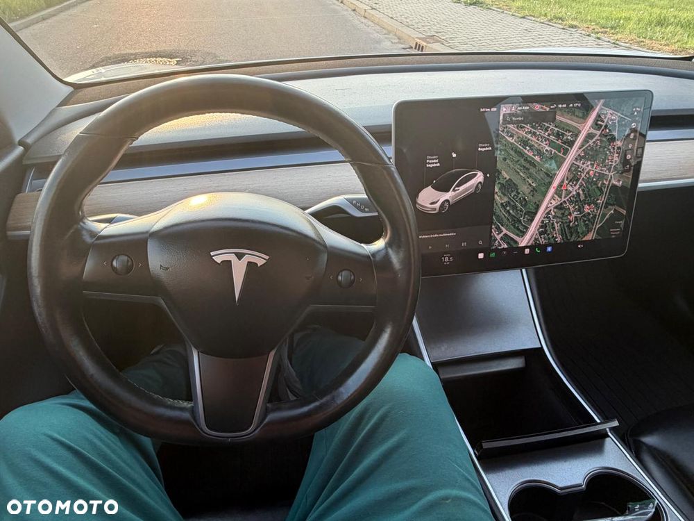 Tesla Model 3 - 39