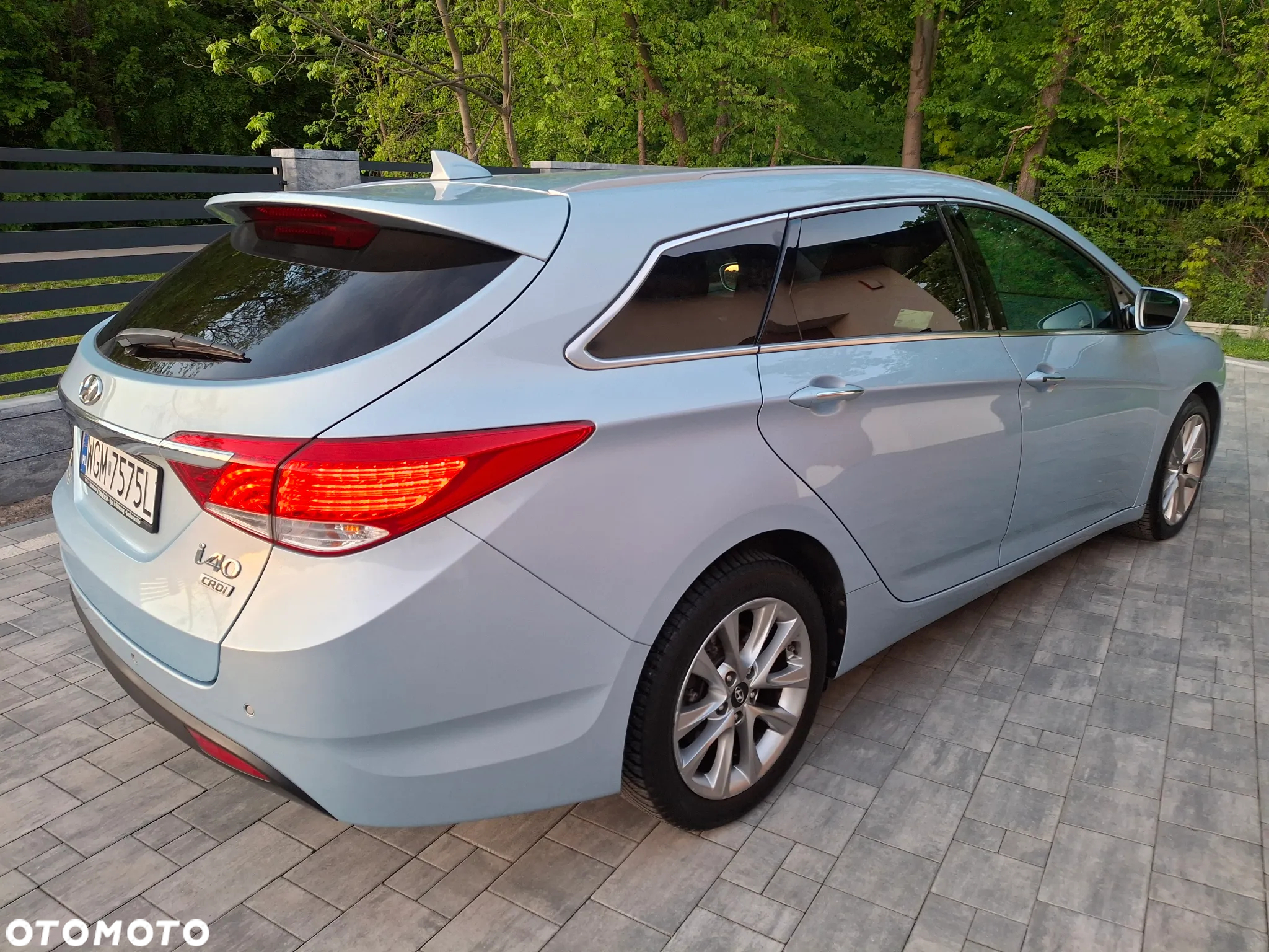 Hyundai i40 i40cw 1.7 CRDi Automatik Fifa World Cup Edition - 2
