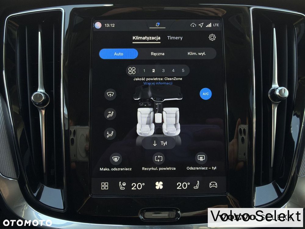 Volvo V60 Cross Country - 24