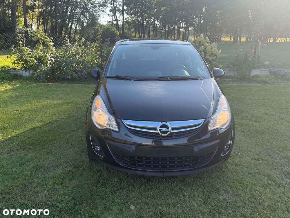 Opel Corsa 2012 photo 3